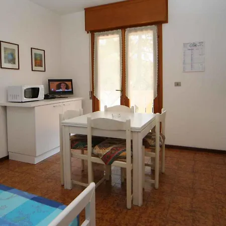 アパート Apartment In Lignano Sabbiadoro 42770